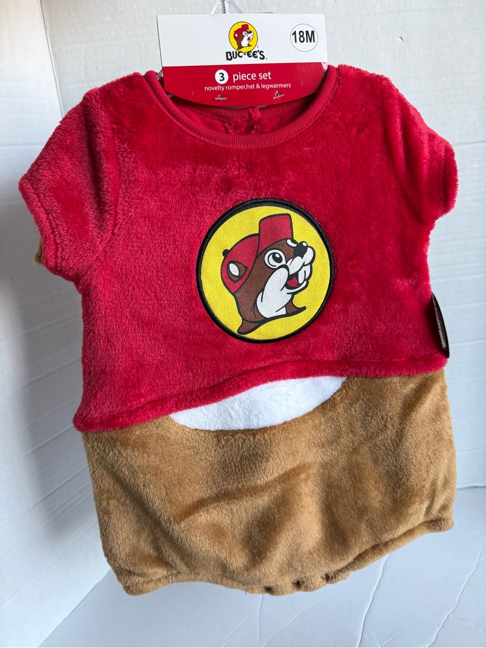 Buc-ee's Infant Beaver Onesie Set with Hat and Socks - 3 Piece Set Size 18 mnths